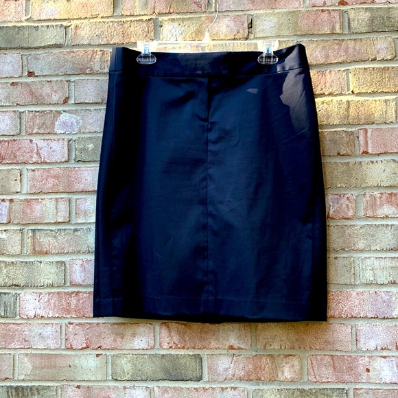 Theory Dresses & Skirts - NWT Theory tuxedo skirt